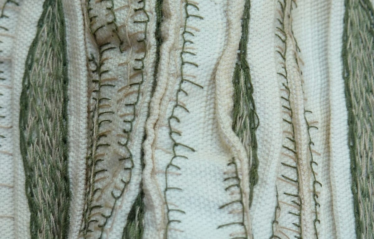 "Corteza" de Romina Bassi (detalle) Mención en Pequeño Formato XVIII Salón de Arte textil