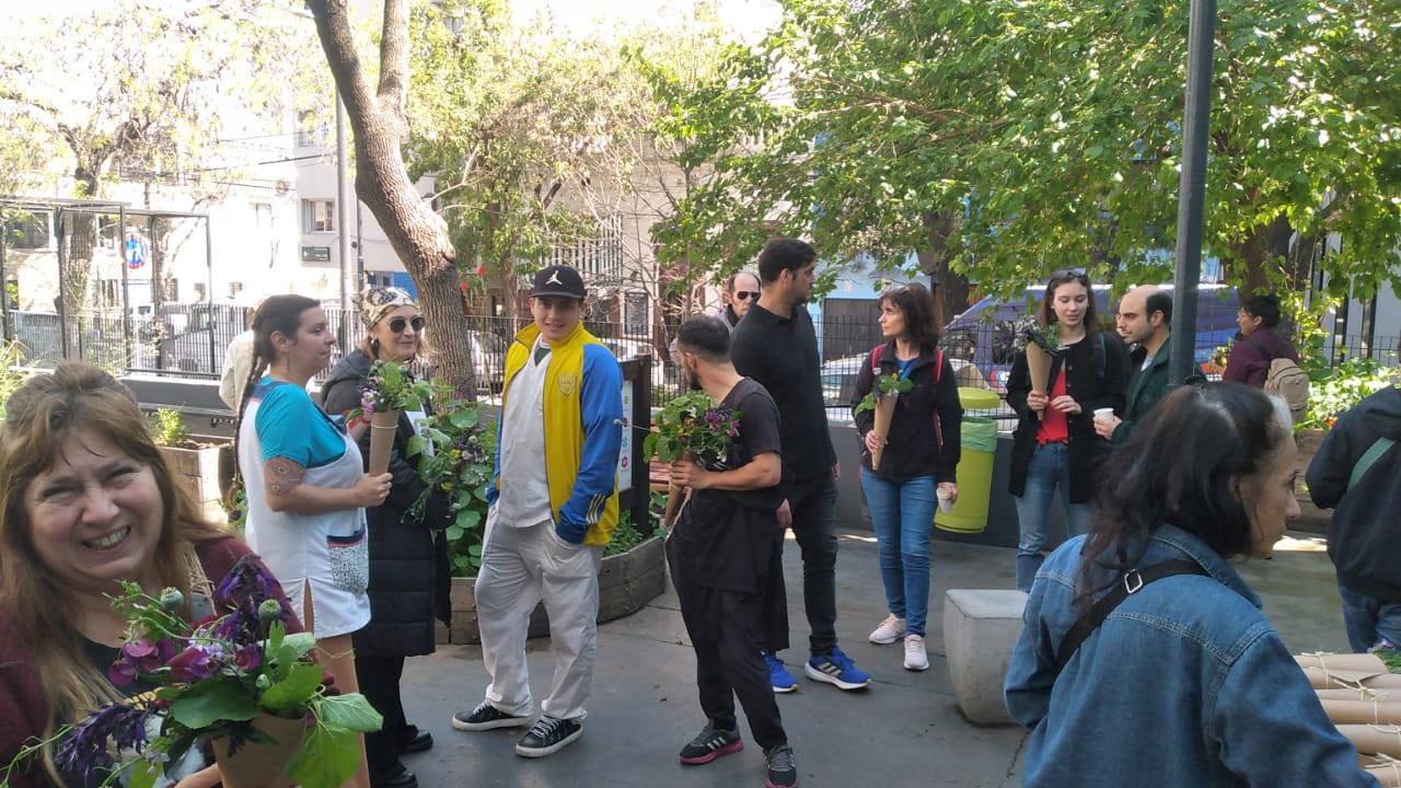 Entrega de flores en Luna de Enfrente