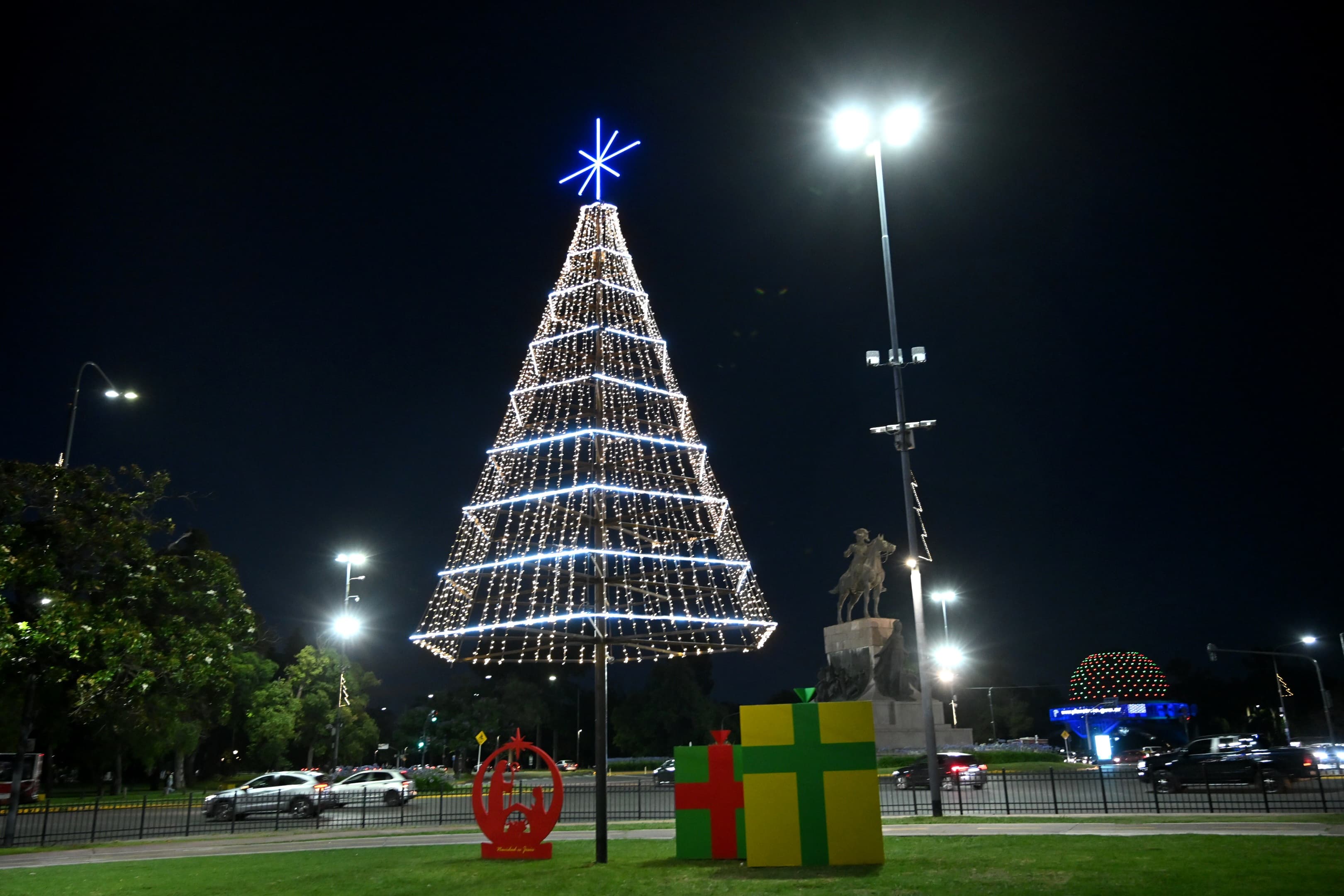 La Ciudad le dio la bienvenida a la Navidad y recupera el espíritu de las Fiestas