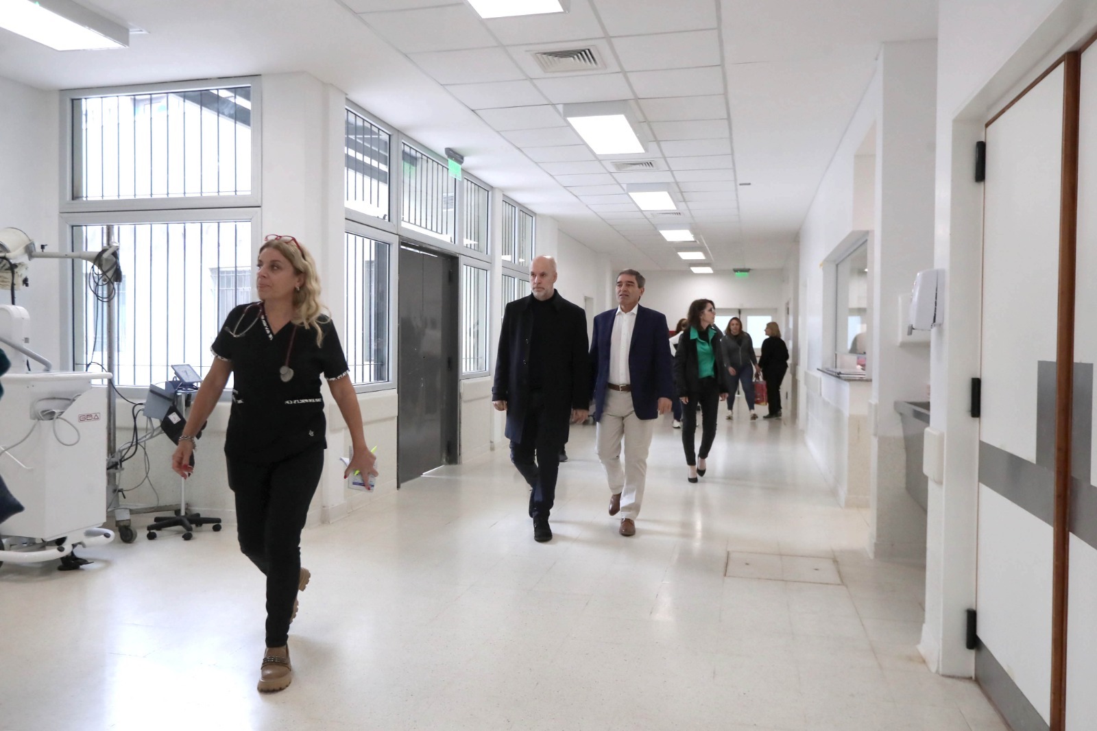 Rodríguez Larreta recorrió la nueva guardia y las obras de terapia intermedia e intensiva del Hospital Rivadavia