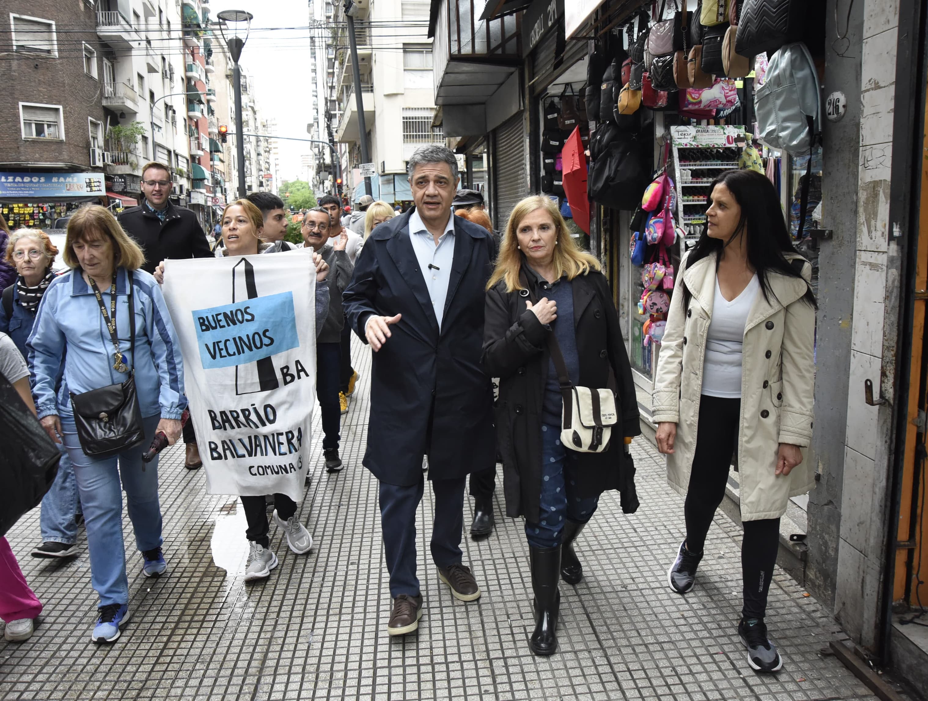 Tras un mes sin manteros en Once, comerciantes y vecinos apoyan la recuperación de calles y veredas