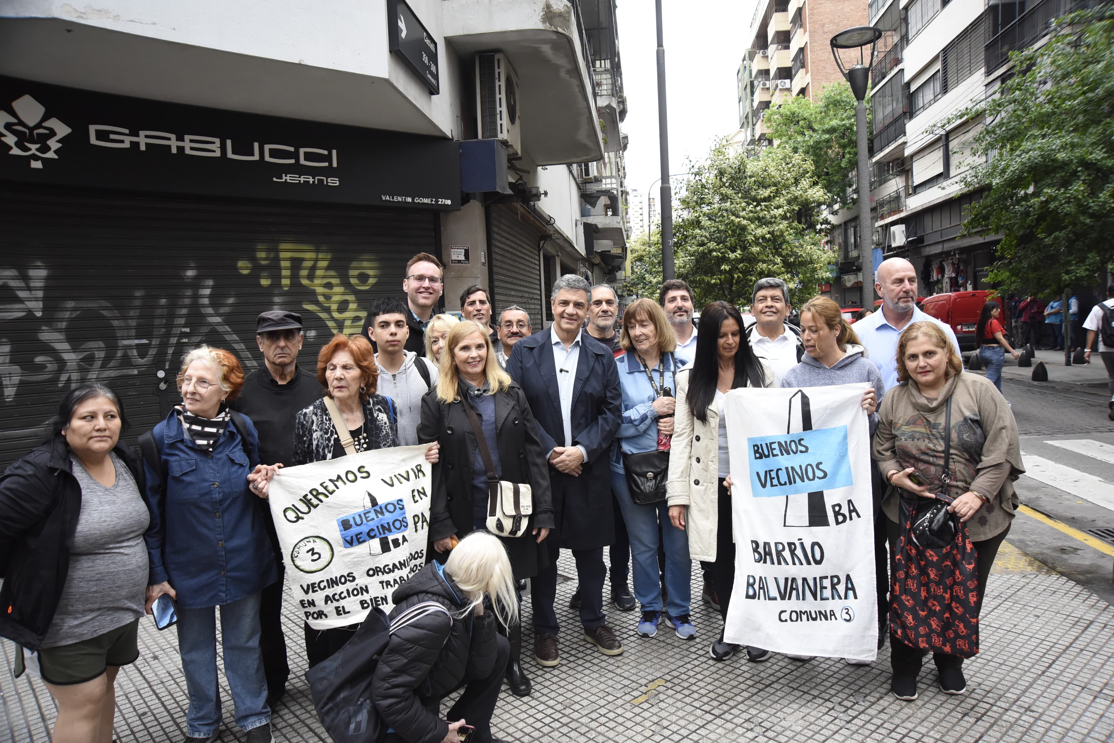 Tras un mes sin manteros en Once, comerciantes y vecinos apoyan la recuperación de calles y veredas