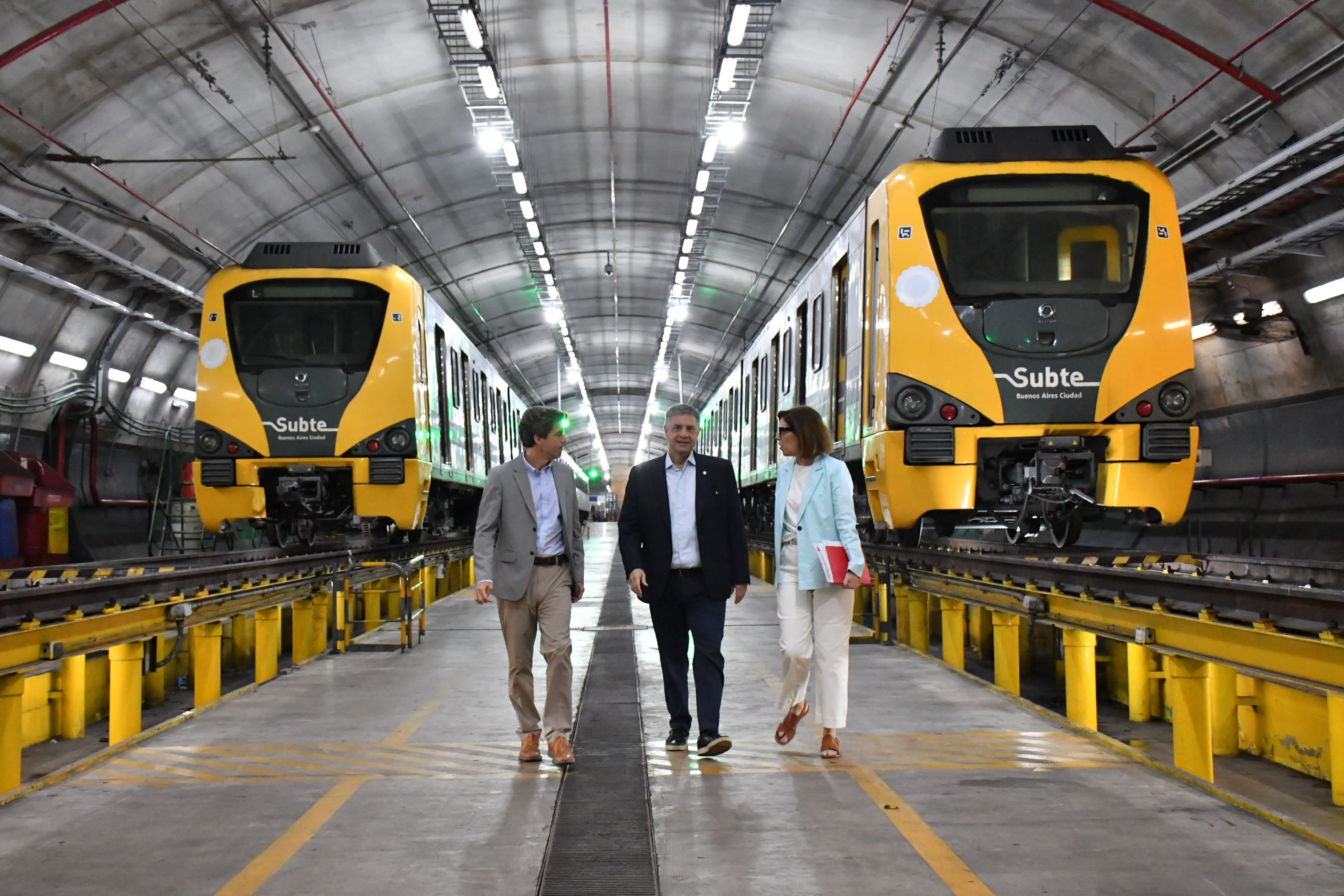 Sistema Integrado de Movilidad Urbana: Jorge Macri anunció que la Ciudad comprará 214 vagones de subtes y sumará la primera línea de colectivos eléctricos