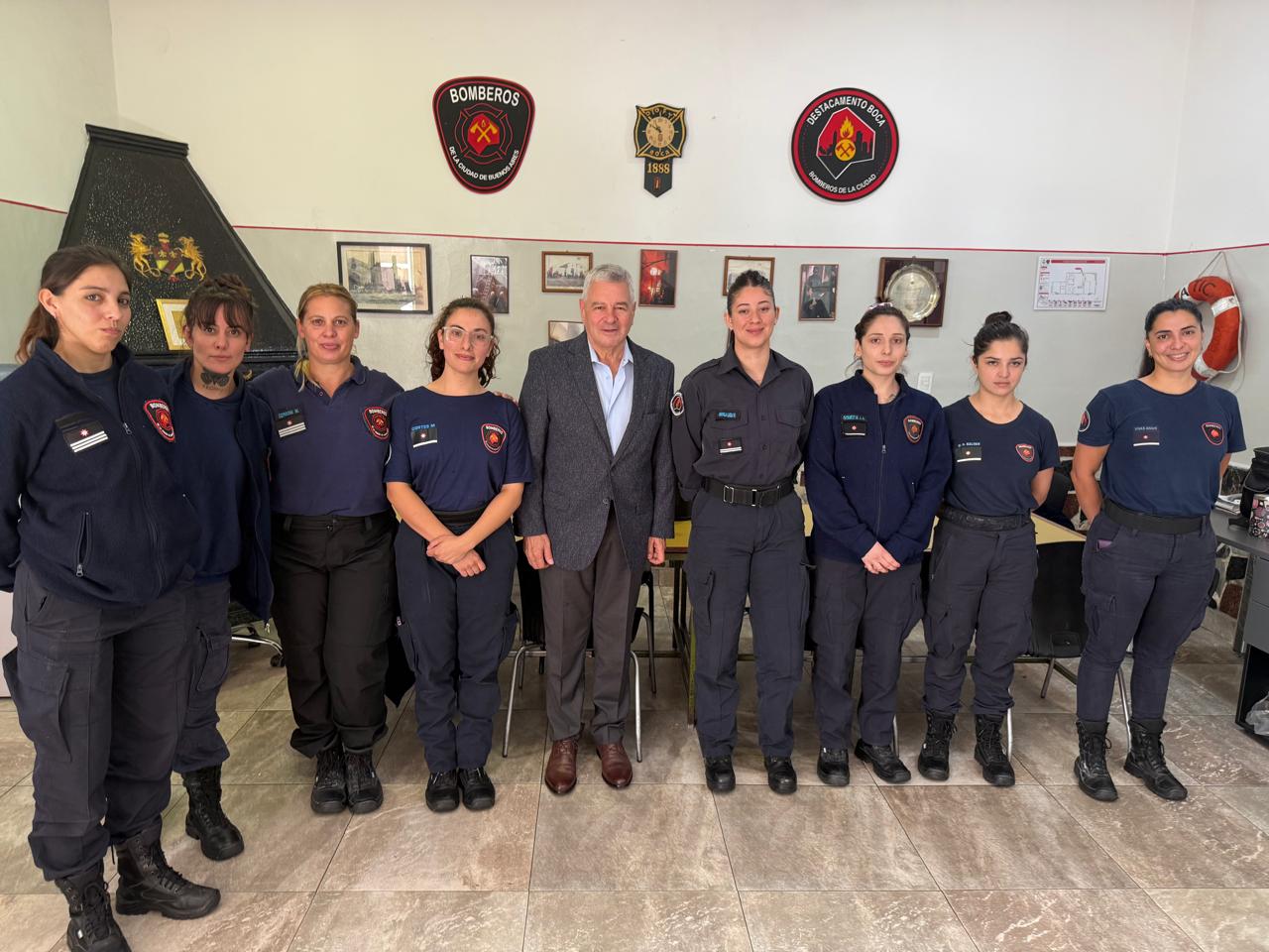Mujeres Bomberos 2