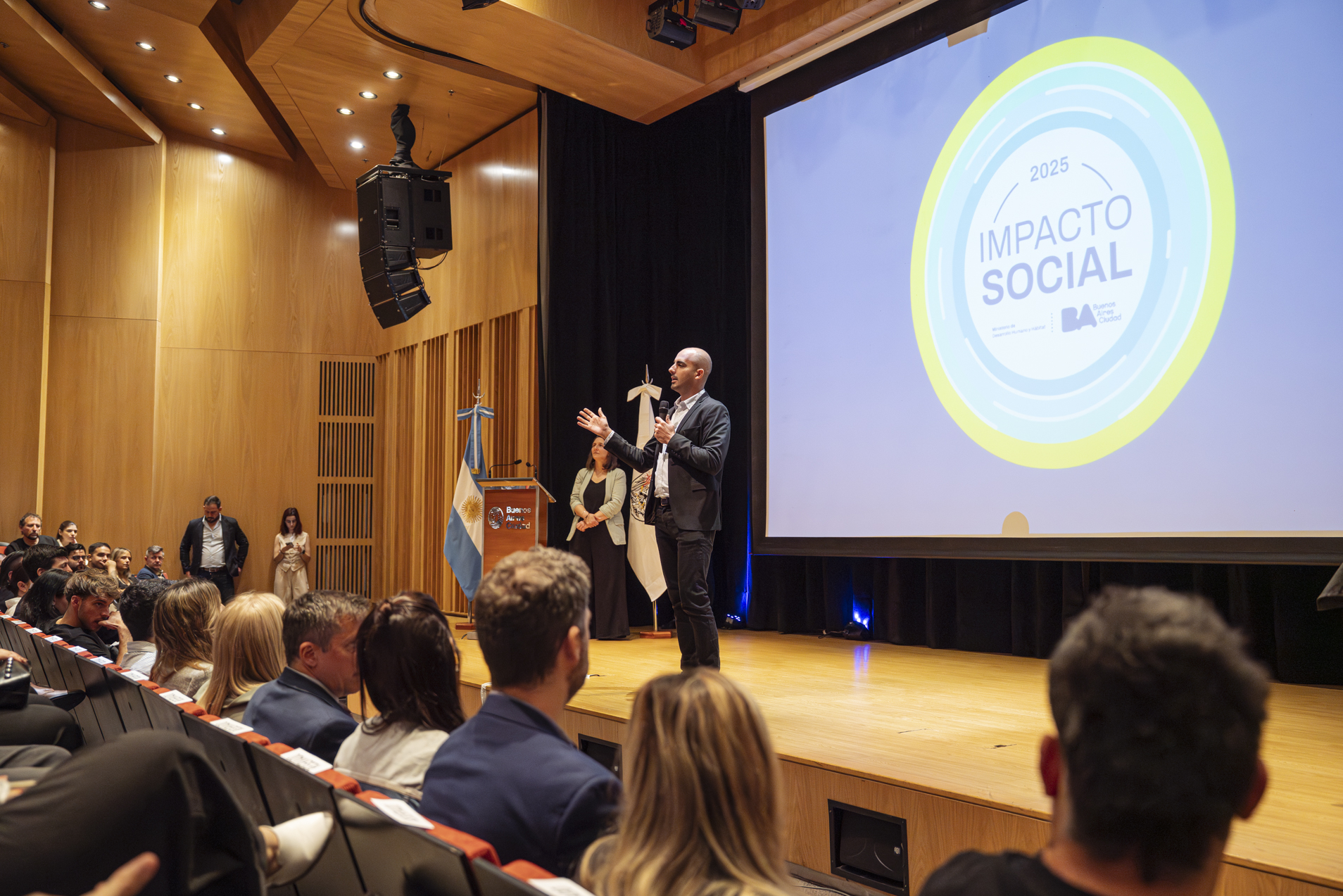 Entrega de Sello Impacto Social 2025 (2)