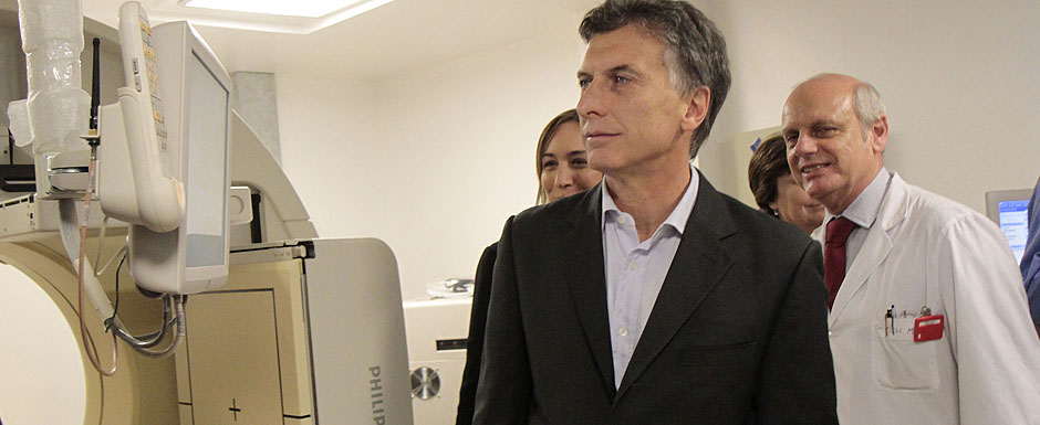 Macri presentó una Cámara Gamma y un tomógrafo en el Hospital Argerich