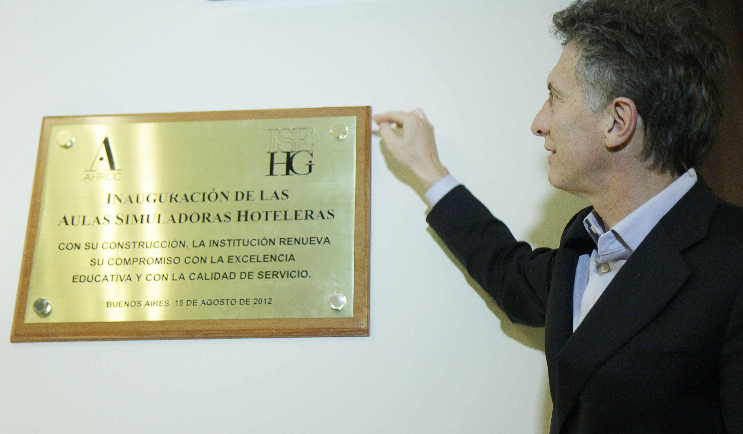 Macri disertó en en el Instituto Superior de Enseñanza Hotelero Gastronómica