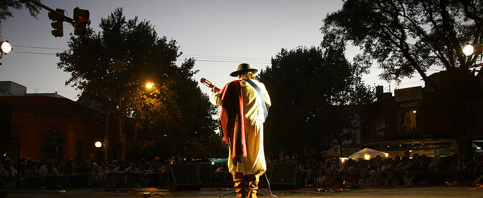 ¡Sábado kermessero en la Feria de Mataderos!