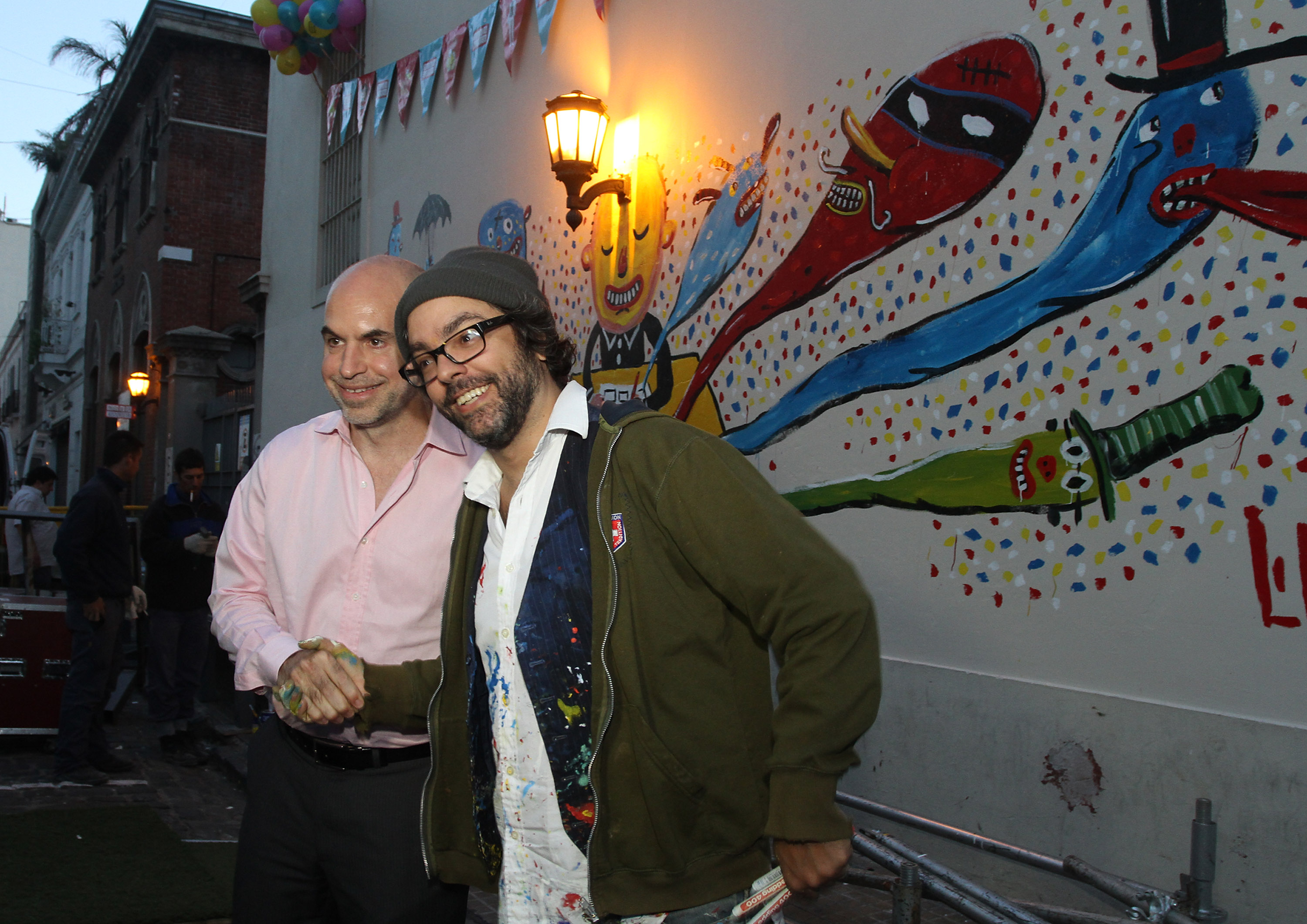  LA CIUDAD INAUGURÓ EL MURAL DEL DIBUJANTE LINIERS EN EL PASEO DE LA HISTORIETA 