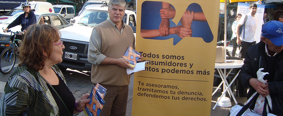 La Ciudad difunde los derechos de los consumidores