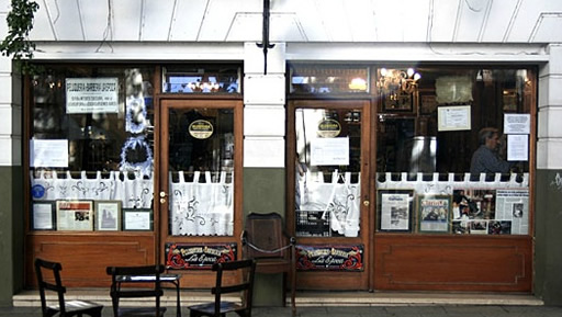 Historias de mi Comuna: Peluquería y Barbería La Época