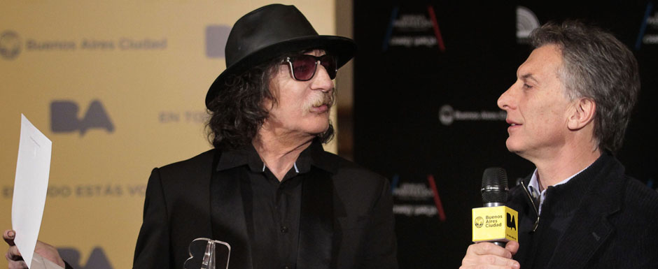 Charly García fue distinguido como Embajador Cultural de la Ciudad