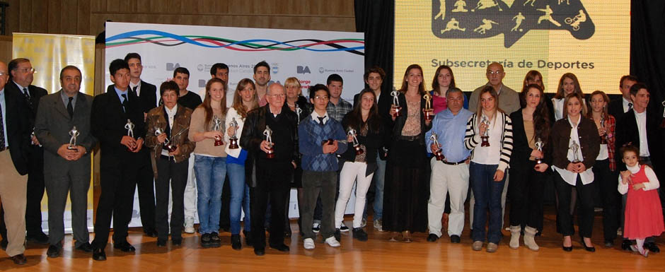 La Ciudad premió a los deportistas del futuro