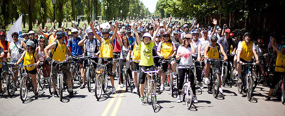 Bicicleteada por el mes de la mujer en los bosques de Palermo