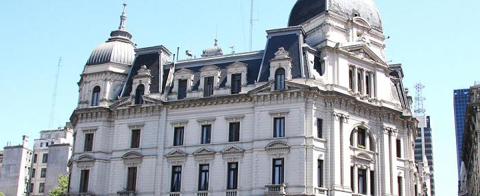 Todo el personal de emergencias trabaja intensamente ante un temporal récord