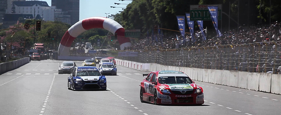 Se encienden los motores del Super TC2000 en la Ciudad