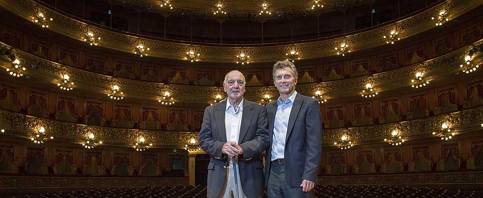 Macri agasajó a De Vicenzo en el Teatro Colón