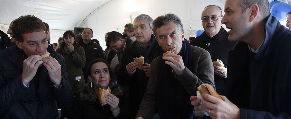 Macri recorrió las obras de la nueva sede del Banco Ciudad 