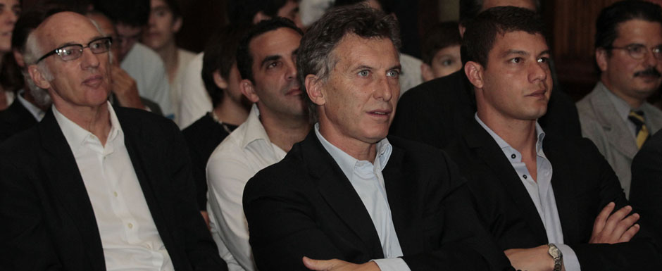 Reconocimiento a Sebastián Battaglia