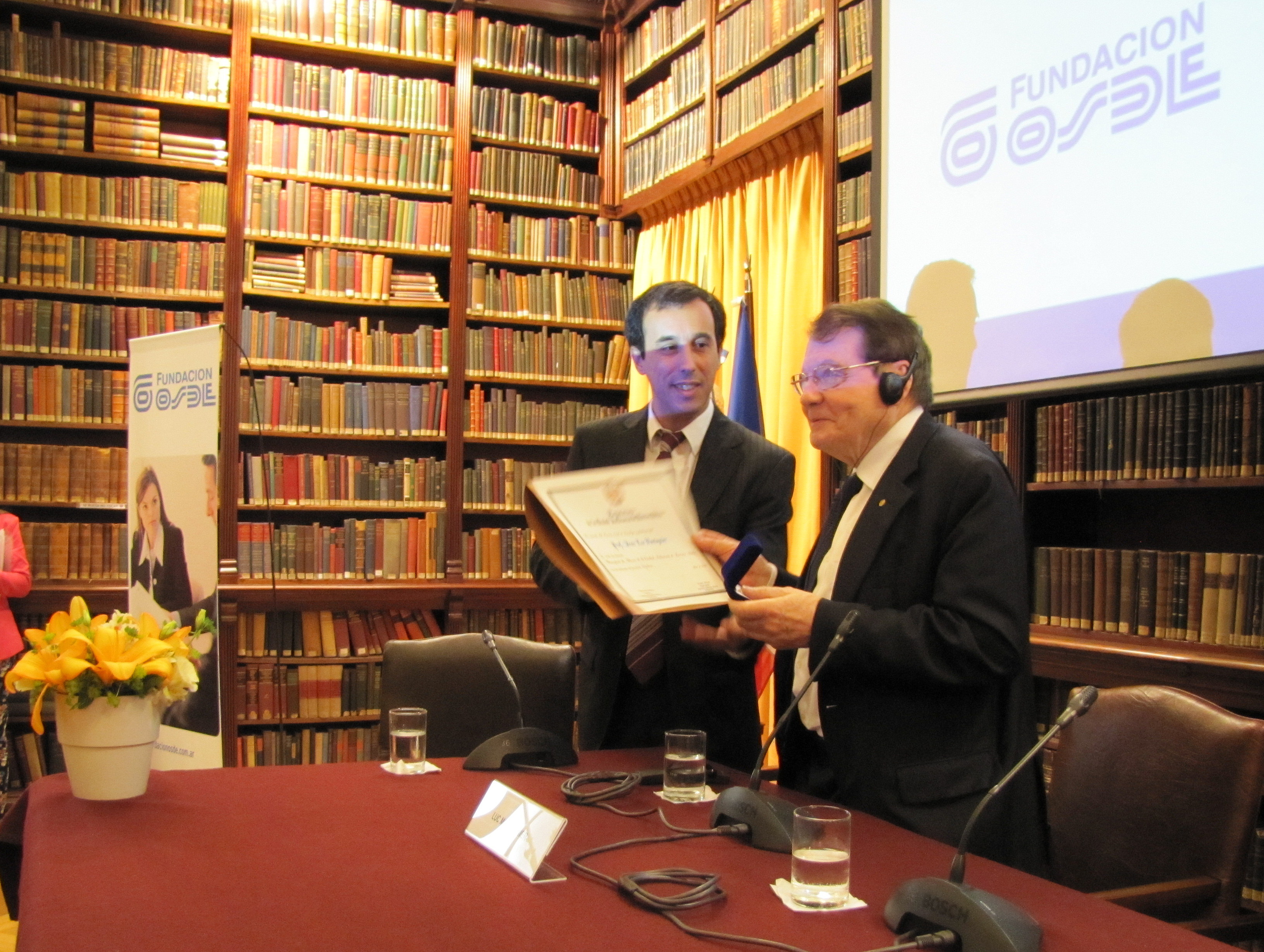 La Ciudad nombró Huésped de Honor a uno de los descubridores del HIV