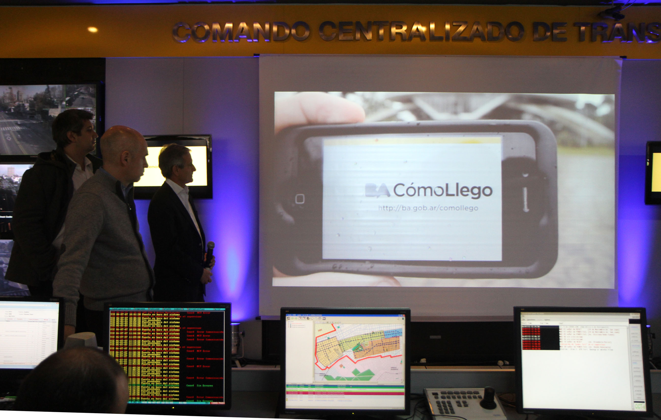 Aplicativos móviles para viajar mejor y recibir información