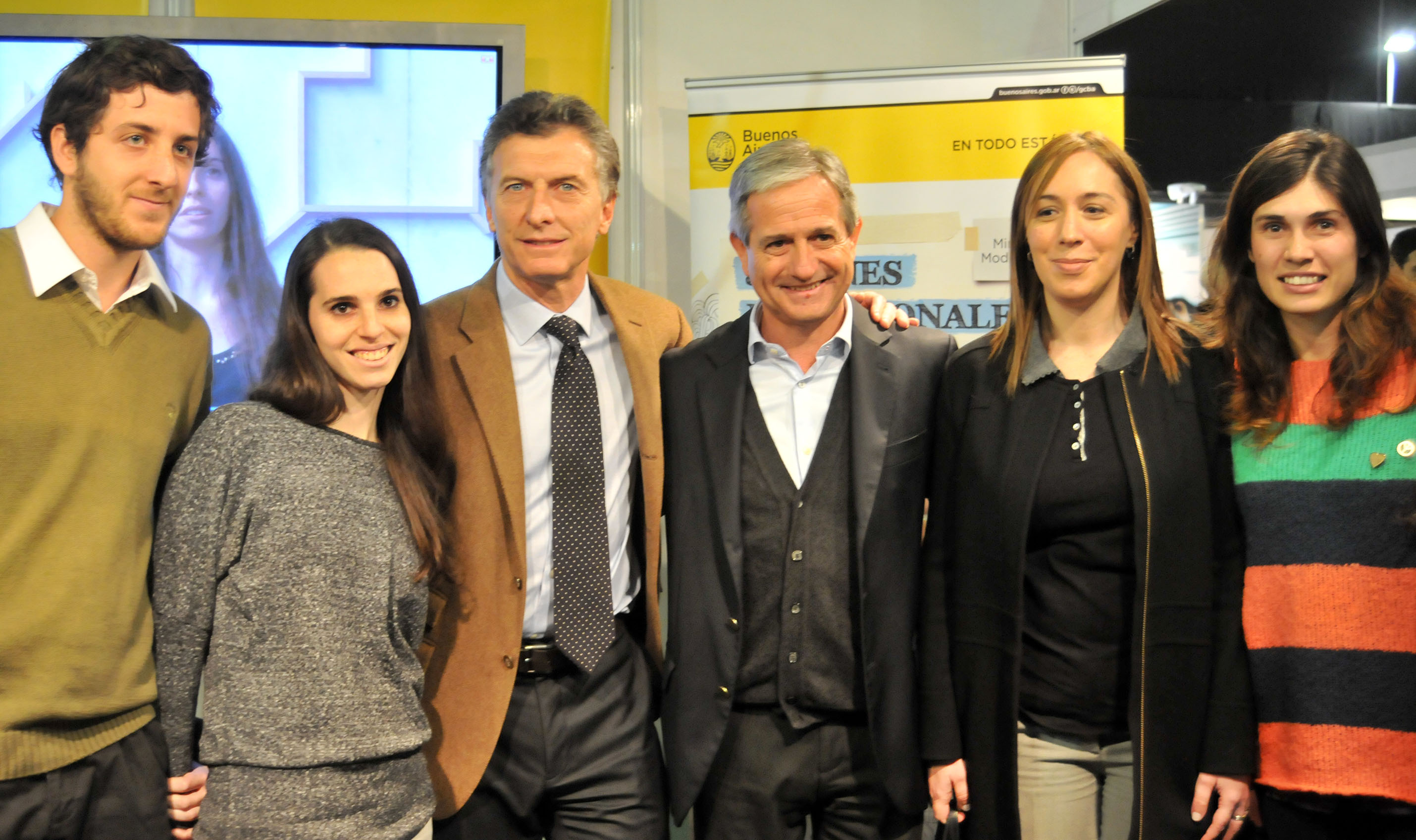 Jóvenes Profesionales en Expo Empleo Joven 2013