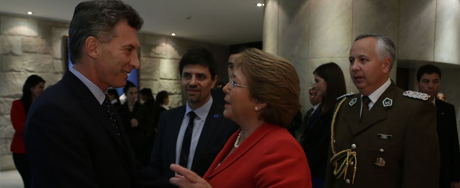Macri saludó a la presidente de la República de Chile