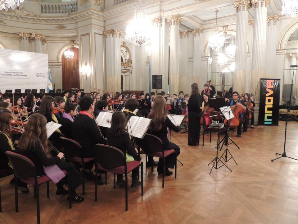 Música y Netbooks en Innova