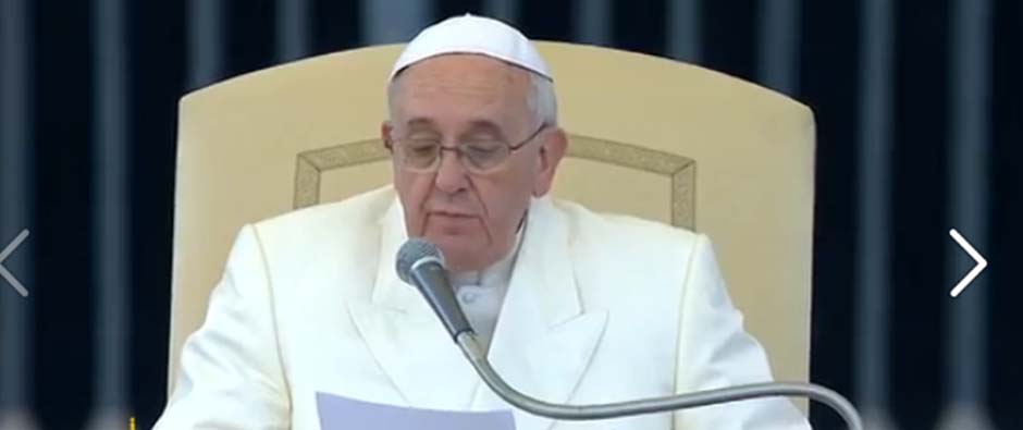 "El bautismo nos hace miembros de Cristo"