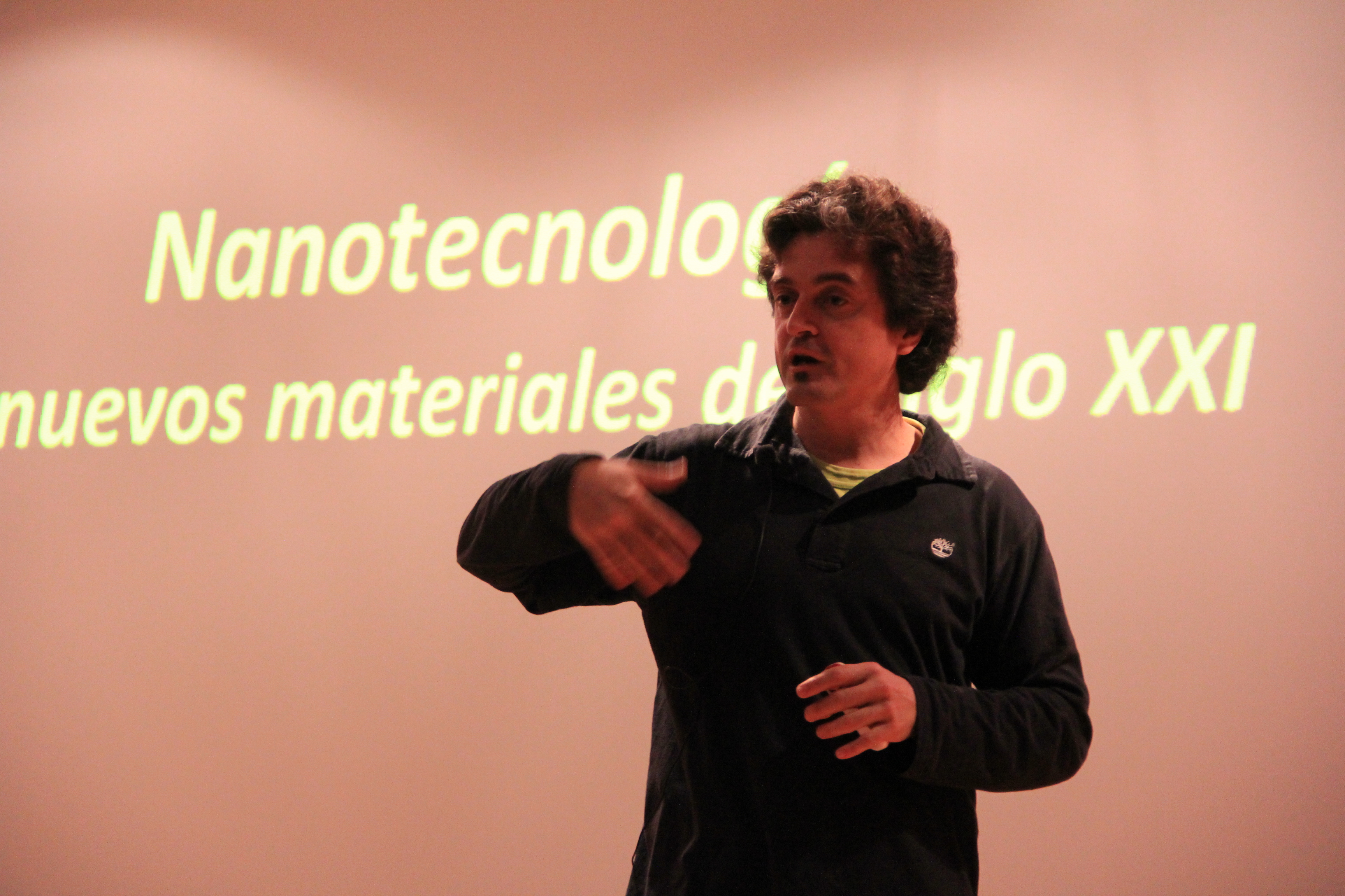 Nanotecnología: ¿Cuál es el rol de los nuevos materiales en el Siglo XXI?