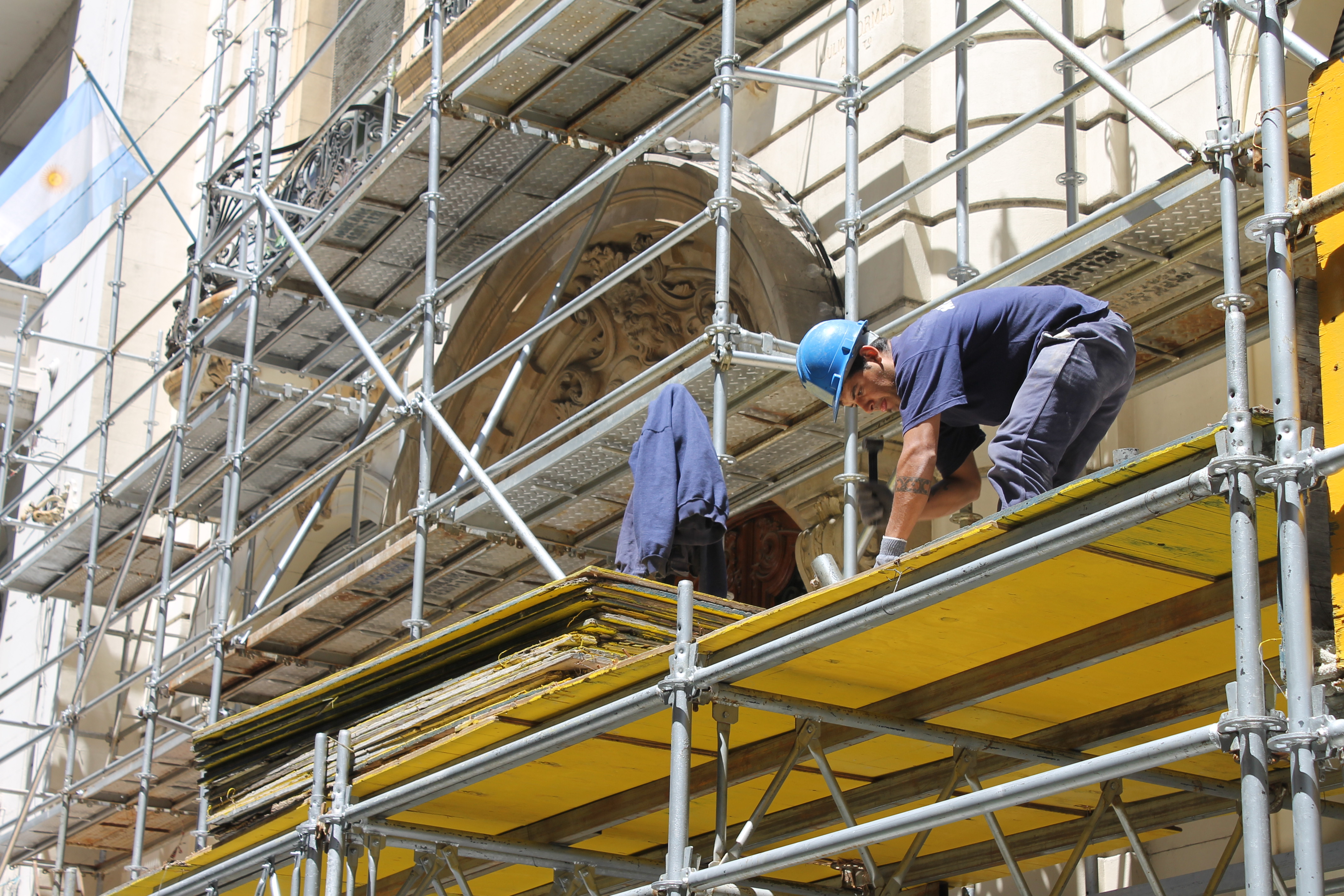 Más de 100 edificios del microcentro quedarán como nuevos