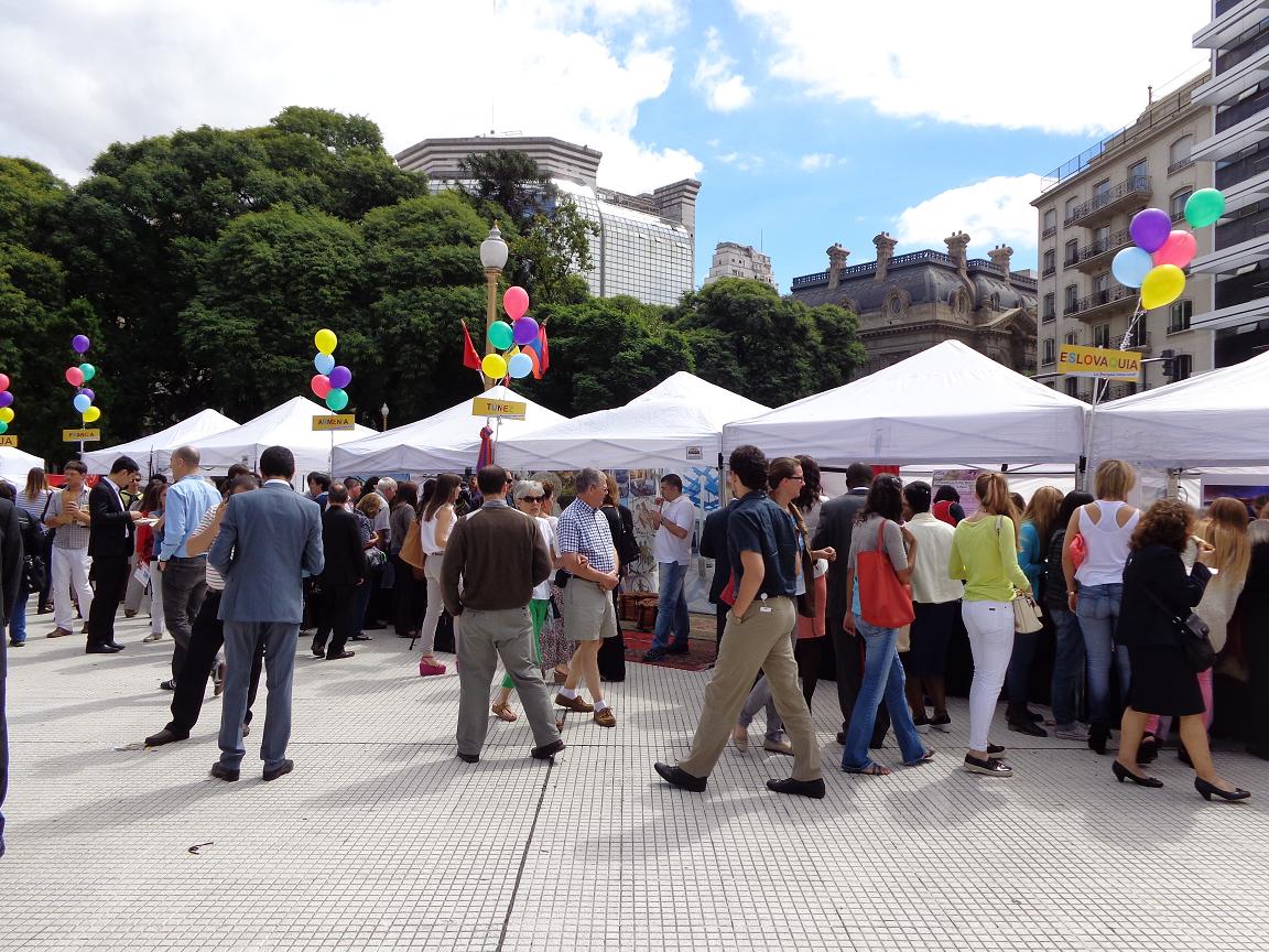 La Ciudad festejó el día de la Francofonía en la Plaza San Martín