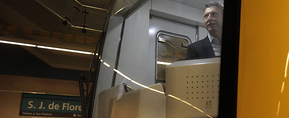 Inauguración de las estaciones San José de Flores y San Pedrito de la Línea A
