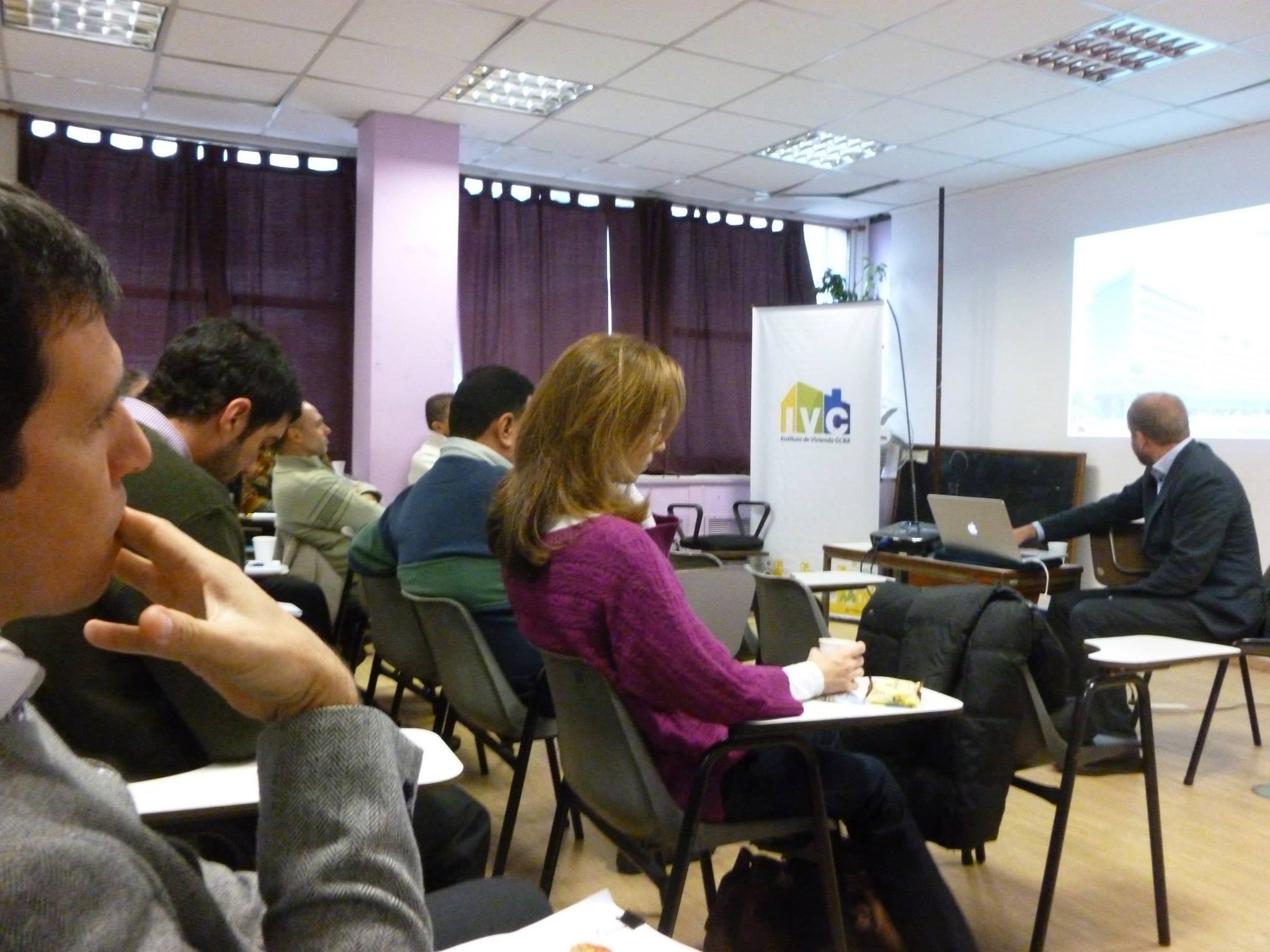 Taller de Construcción Sustentable en el IVC