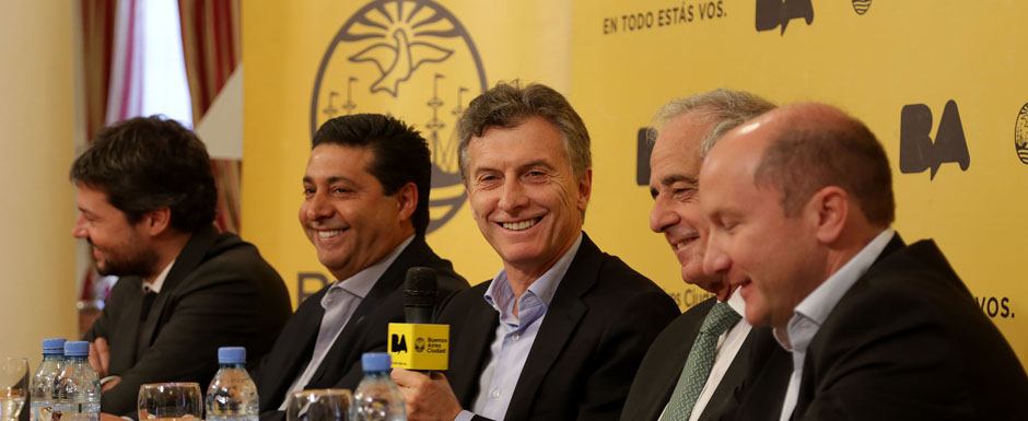 La Ciudad apoyará a los clubes porteños de fútbol que contraten jugadores chinos