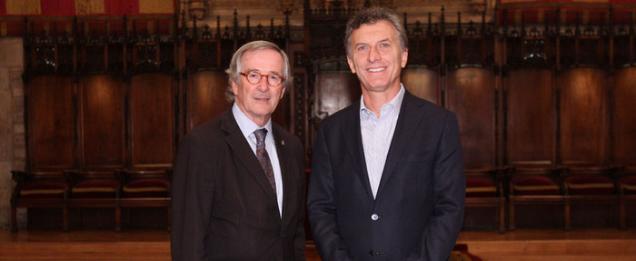 Macri se reunió con el alcalde de Barcelona