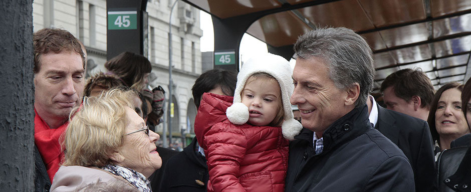 Macri presentó el renovado Centro de Trasbordo  Retiro