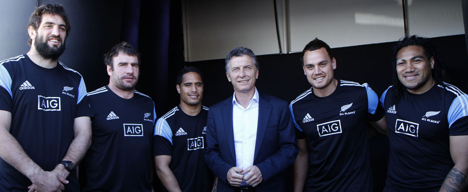 Junto a los All Blacks