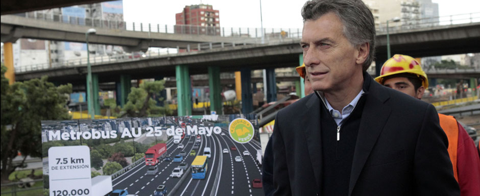 Macri anunció la construcción del Metrobus de la Autopista 25 de Mayo