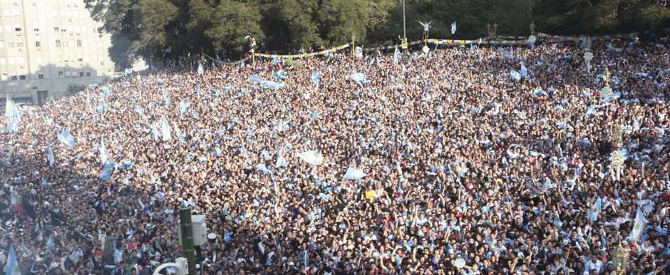 Medio millón de personas disfrutó del Mundial en las pantallas gigantes de la Ciudad