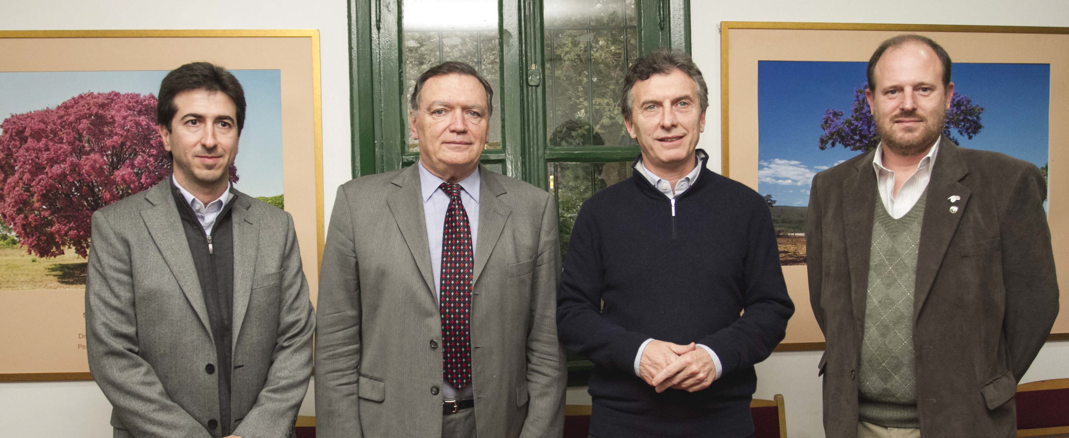 Macri y Cenzon presentaron un convenio con la Fundación Vida Silvestre