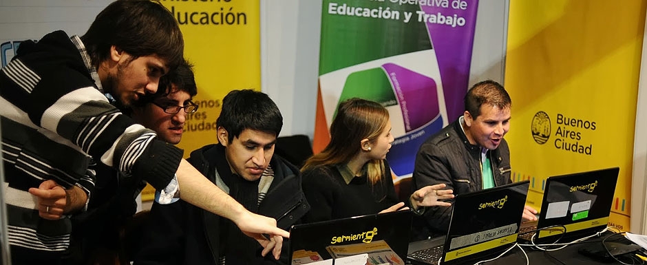 “Estudiar te abre puertas para acceder al trabajo”