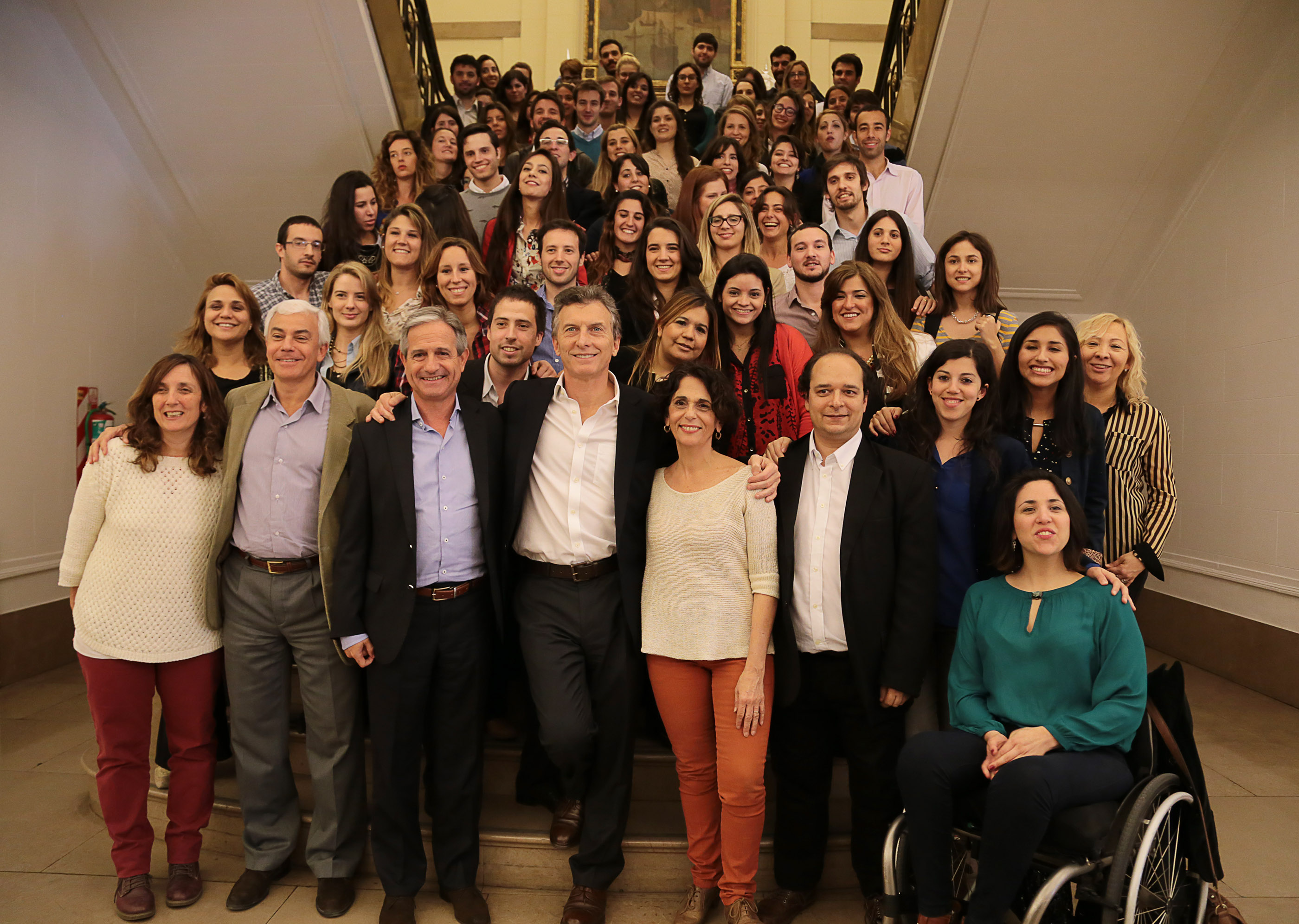 Mauricio Macri felicitó al equipo de Jóvenes Profesionales