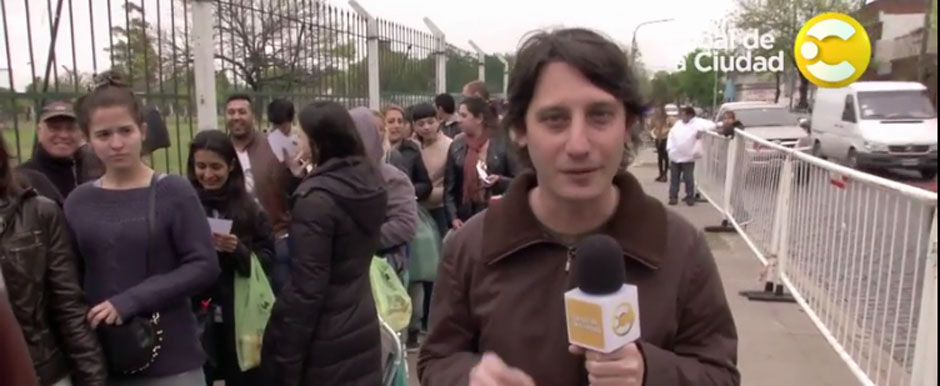 Las fanáticas esperan por Ricky Martin