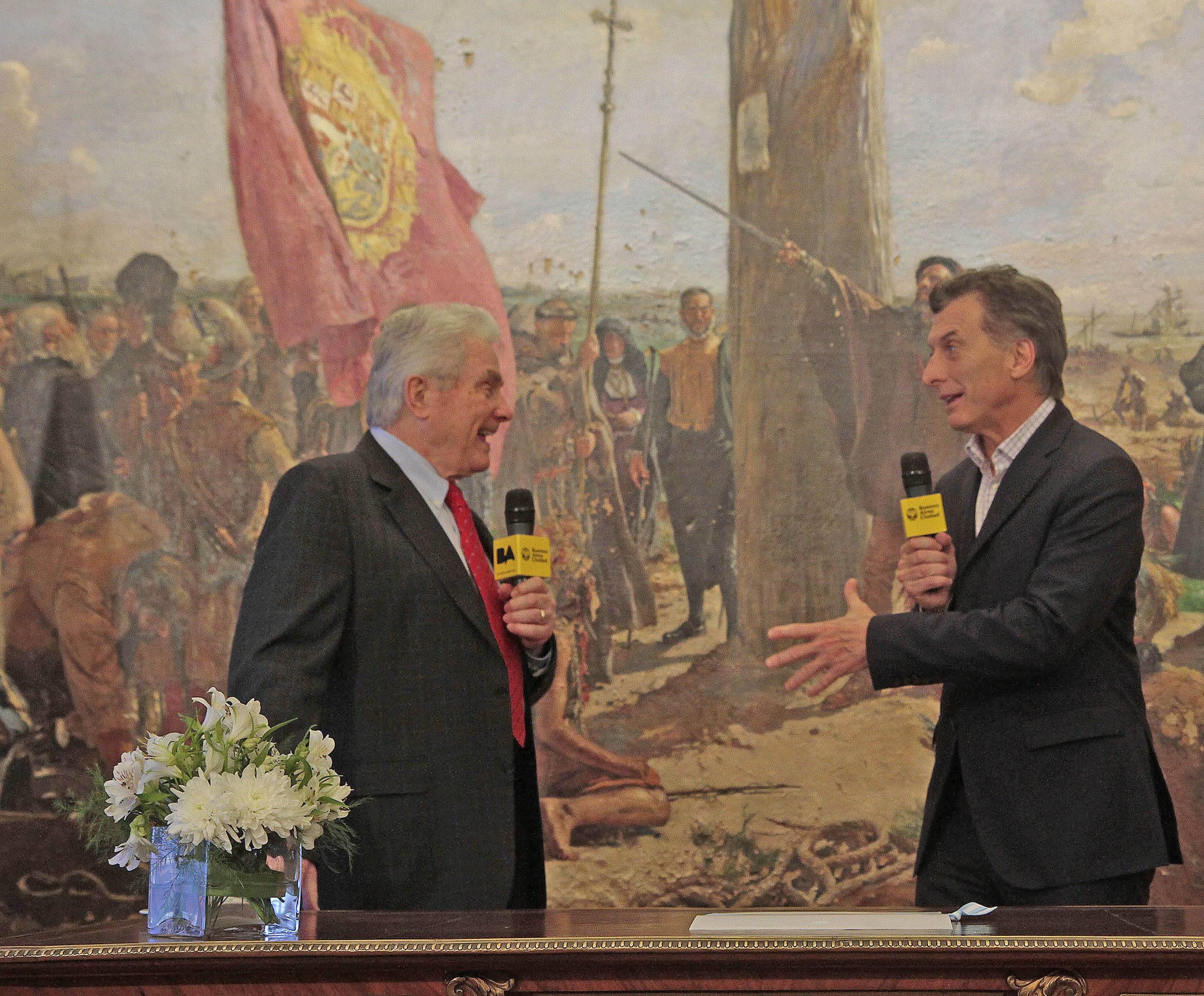 Mauricio Macri entregó el diploma de Huésped de Honor al pastor evangélico Luis Palau