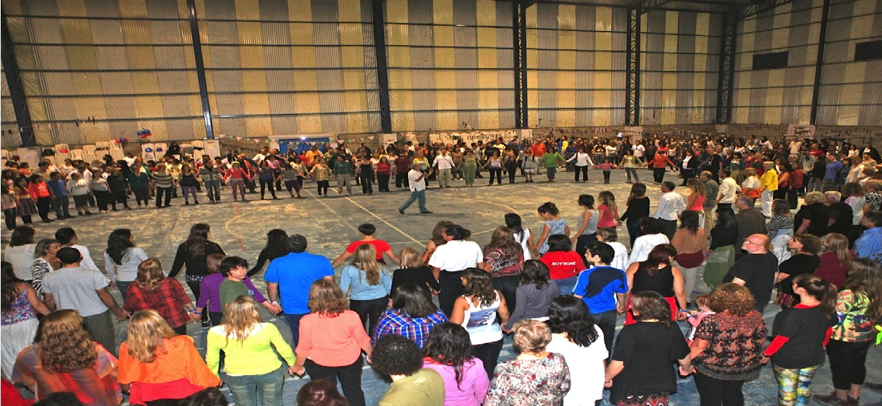Biodanza para todos en el Parque Manuel Belgrano