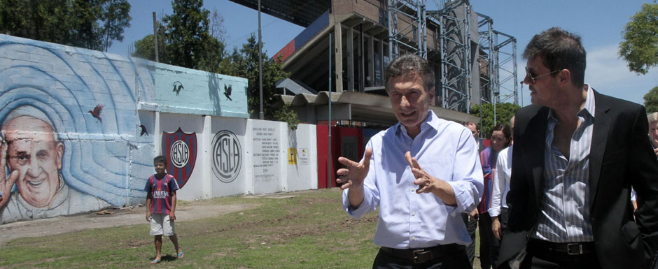 Mauricio Macri inauguró obras en el Bajo Flores junto a directivos de San Lorenzo de Almagro