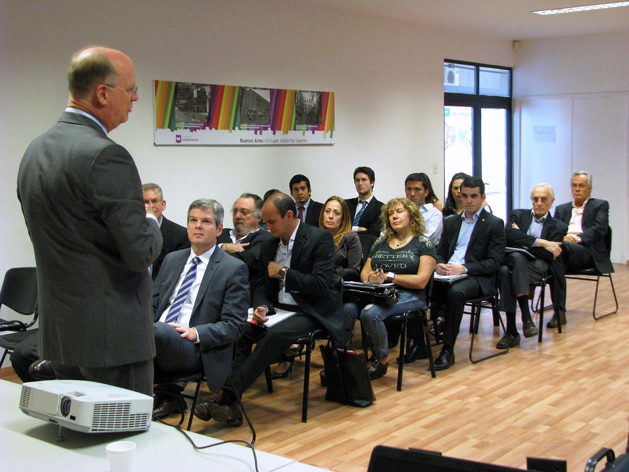 Emprendedores participaron del taller de transferencia del modelo SBDC a la Ciudad