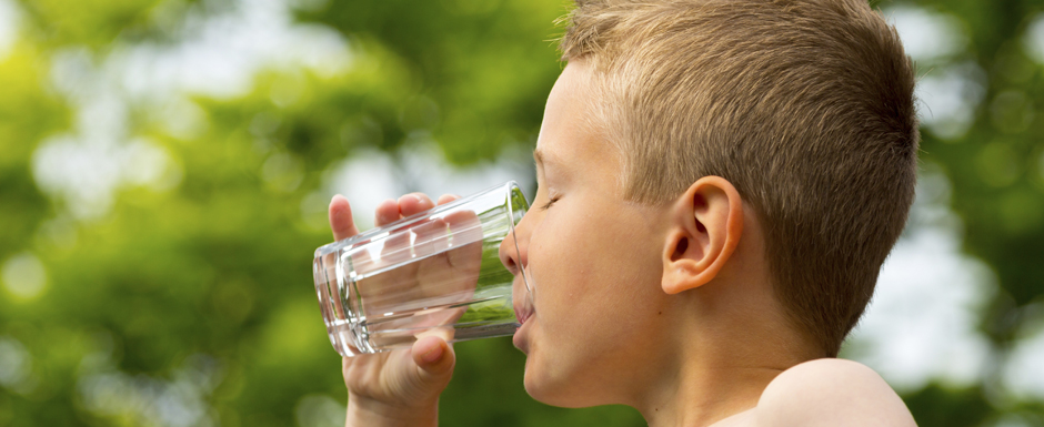 Charlas saludables sobre hidratación en las Estaciones Saludables