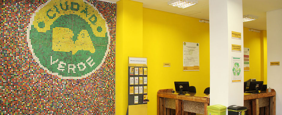 La Ciudad cuenta con la primera oficina ecológica hecha con materiales reciclables